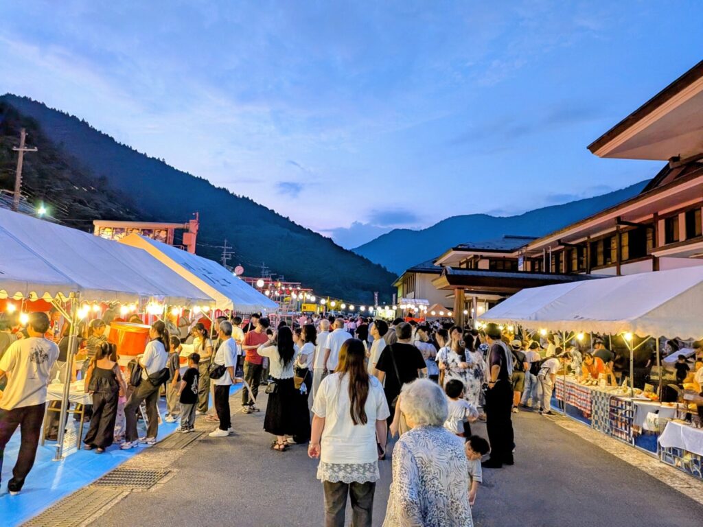 川上村　かみせ祭